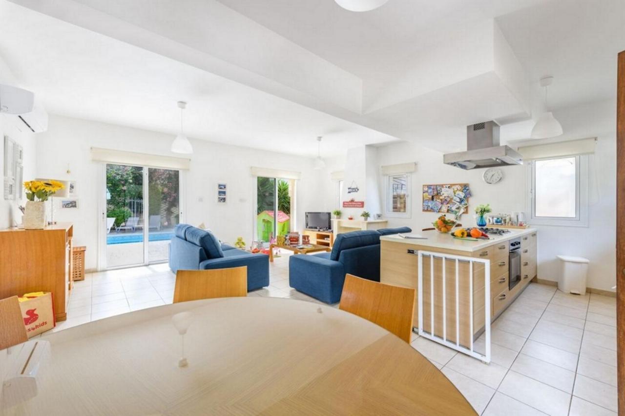 Protaras Villa Athamas Blue エクステリア 写真